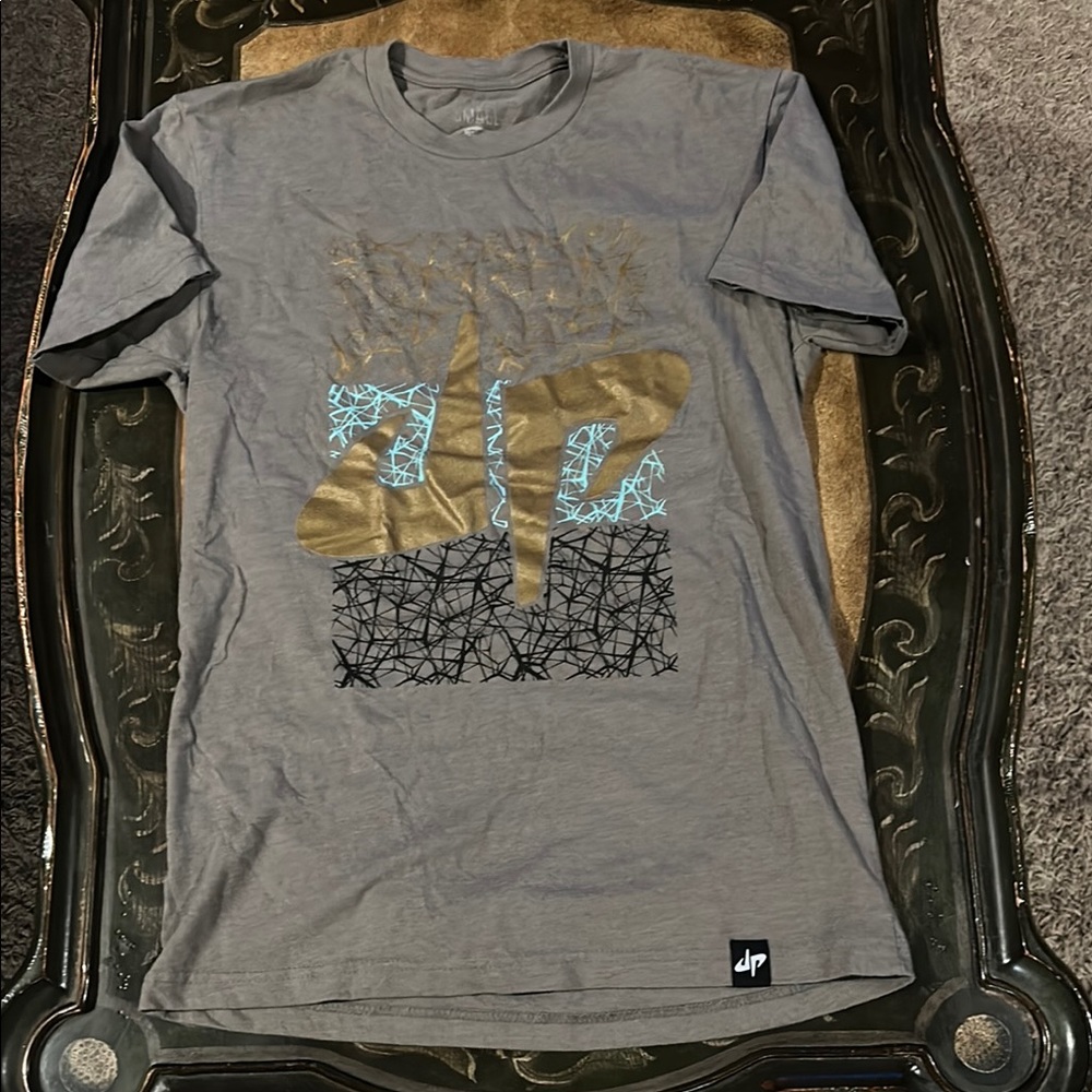 Gray and Gold Short Sleeve Tee with Desert Graphic